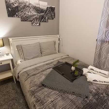 Grey Mountain Апартаменты